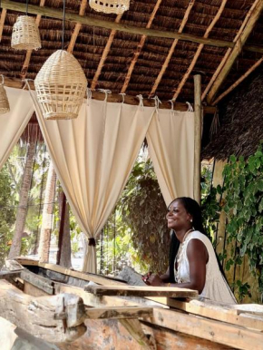Kinazi Upepo Beach Hotel